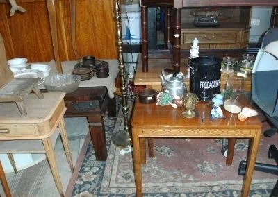 Varor i second-hand butiken
